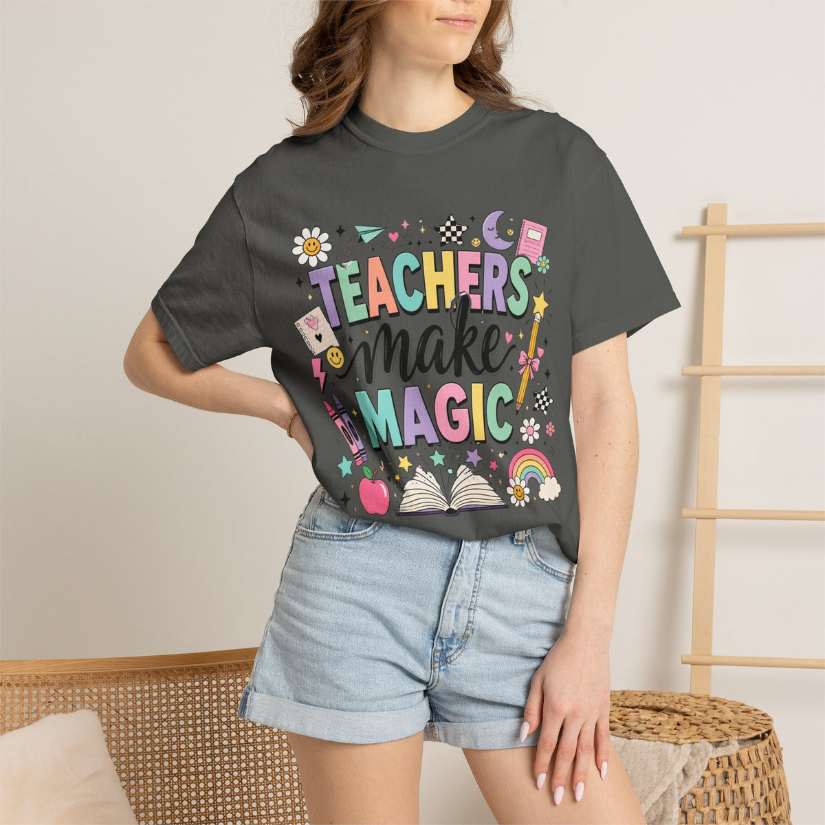 Teachers Make Magic Tee